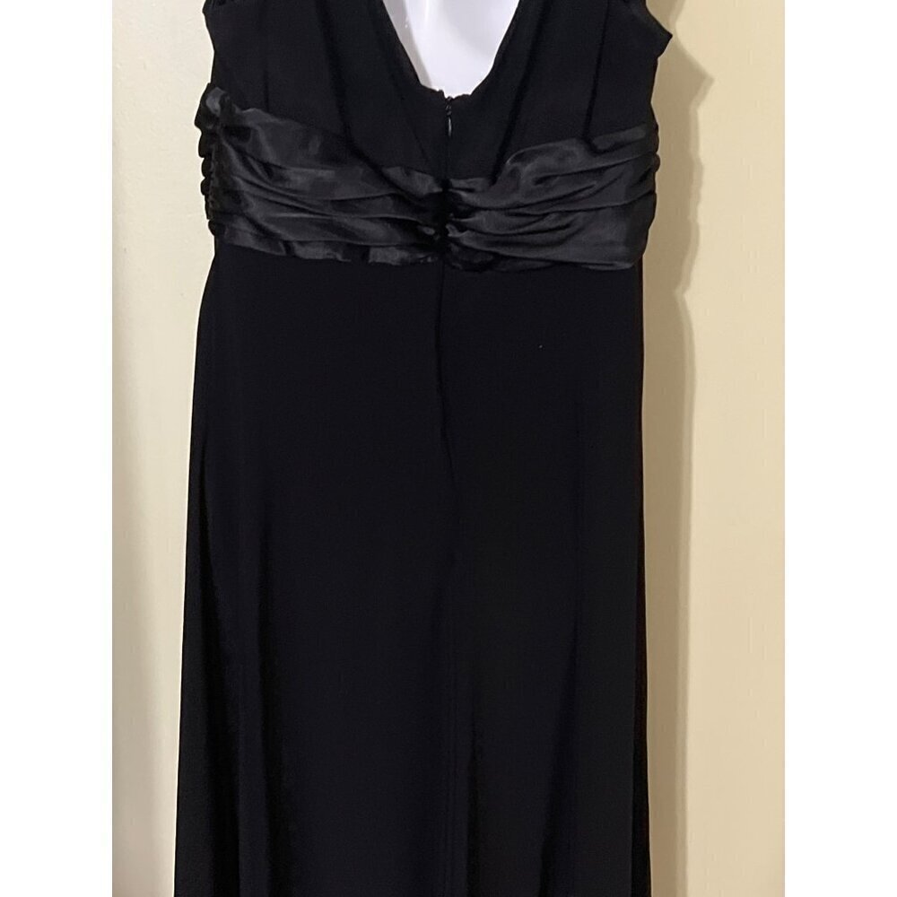 Jones Wear  Babydoll Dress 12 Black LBD Cruise Event  V-Neck‎ Empire   Coquette - Picture 7 of 12